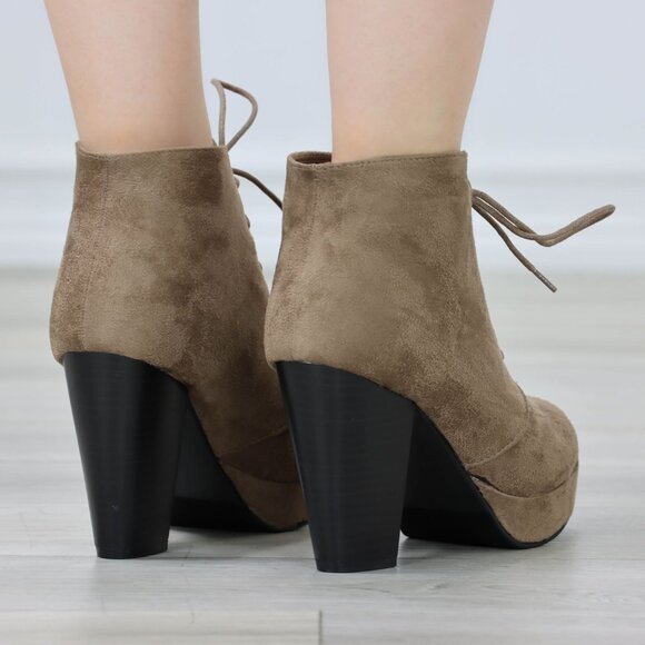 Womens Ankle Boots Lace Up Block Heel Booties Taupe Brown Suede - Picture 11 of 11